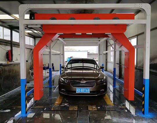 無(wú)接觸旋轉(zhuǎn)水刀洗車(chē)機(jī)